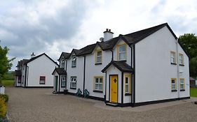 Riverbank Cottages
